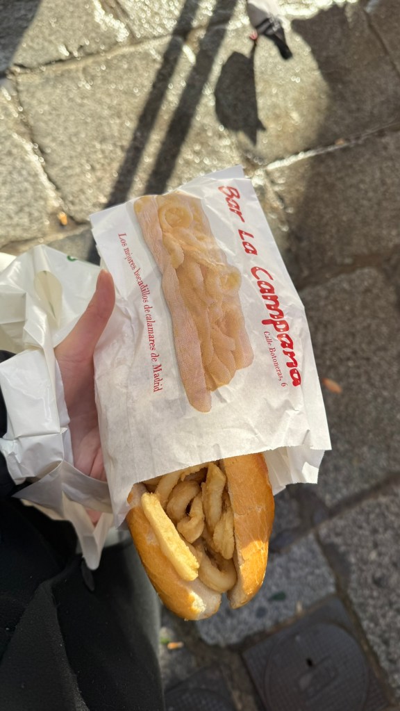 Madrid Bar La Campana Bocadillo de Calamares